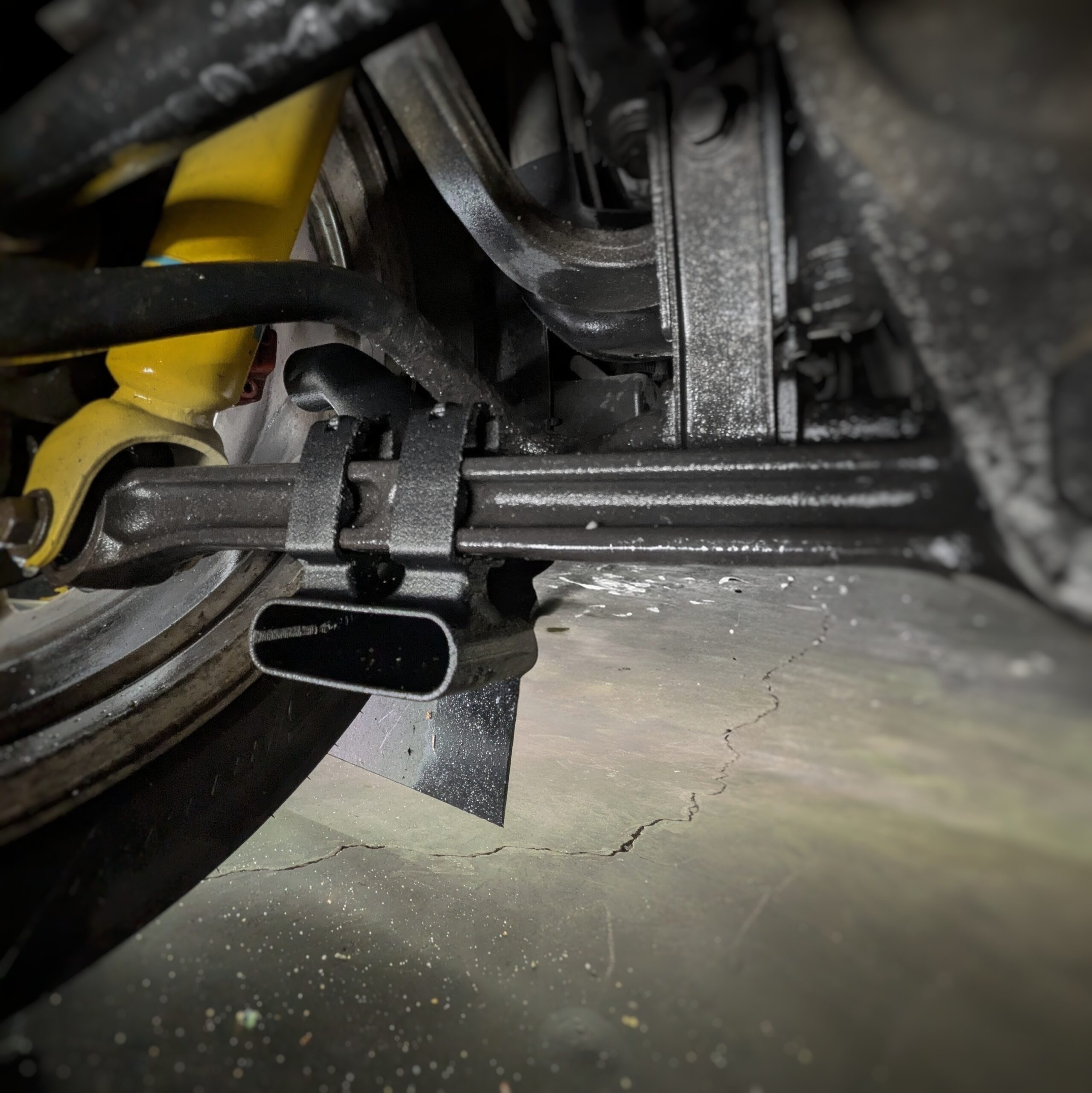 Rear Duct On Car Mounting to Lower Arm